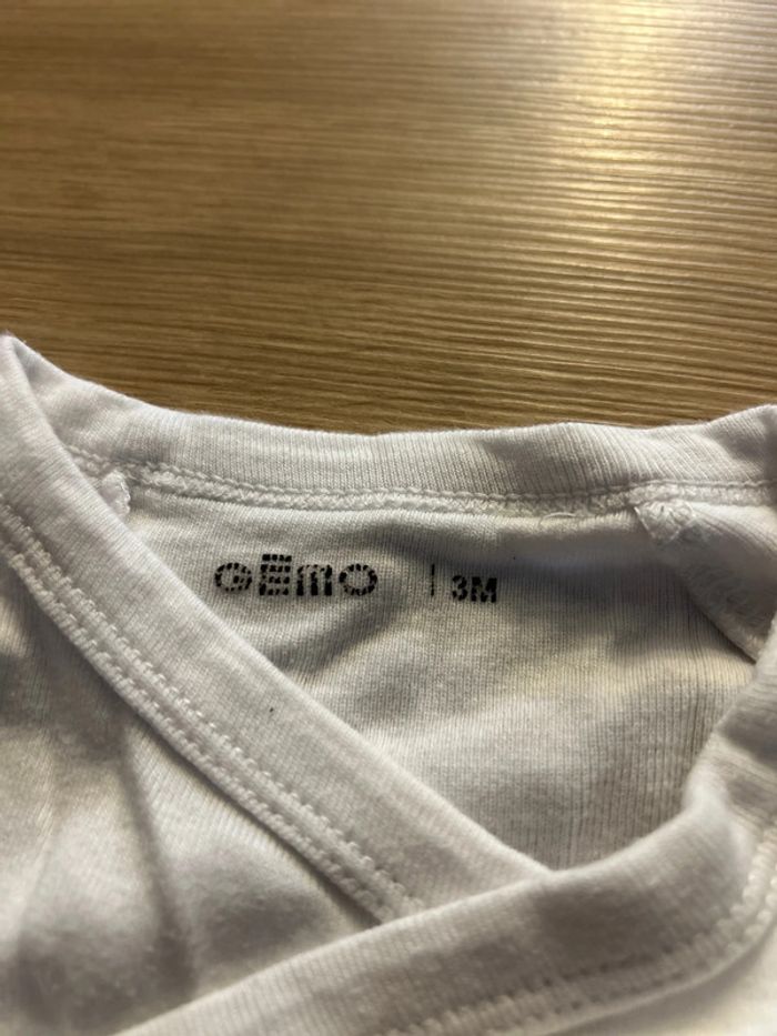 Pyjama et body 3 Mois - photo numéro 8