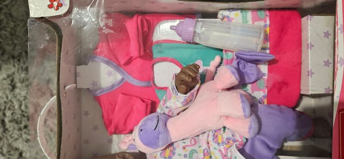 Poupée et ses accessoires mojy - photo numéro 2