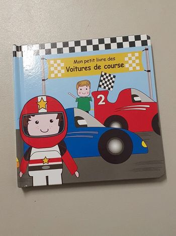 Livre garçon les voitures de course