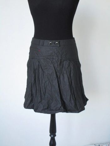 Jupe noire toile enduite Voodoo 36 TBE