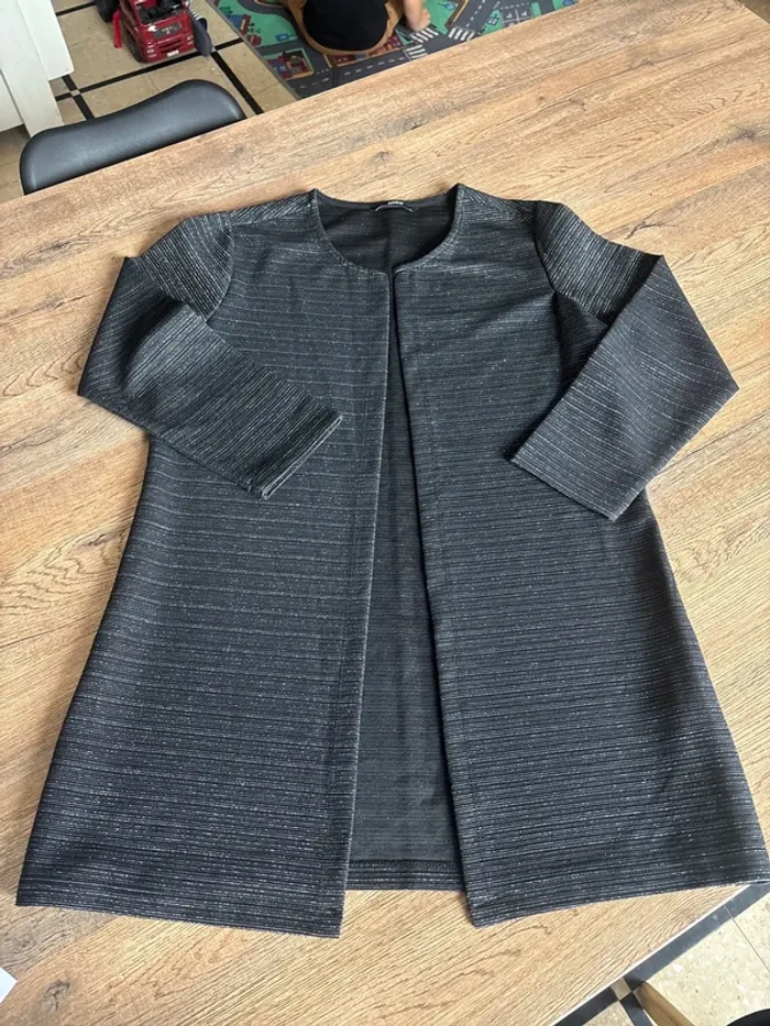 Gilet only