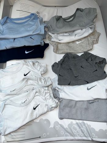 Lot body Nike
