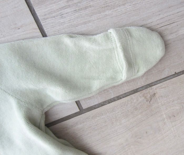 Grenouillere naissance bébé plume de coloris vert pastel - photo numéro 4