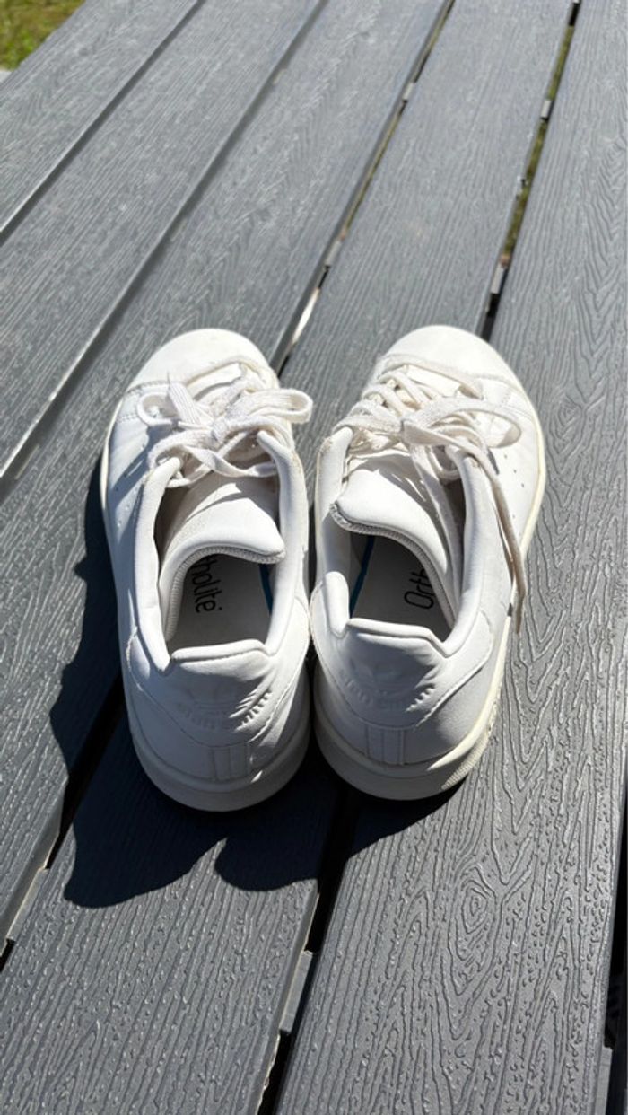 Baskets basses Stan smith blanches taille 33 - photo numéro 4