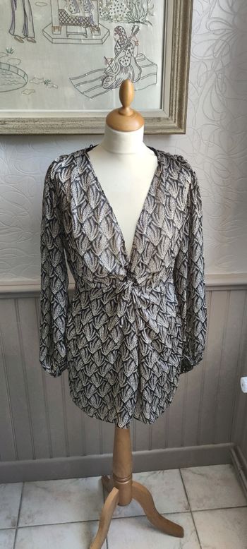 Robe courte en voile ZARA 38