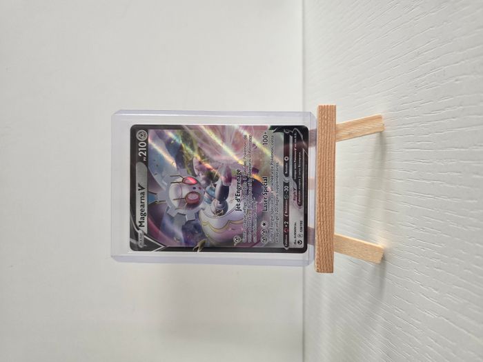 Magearna V 128/195 - Tempête Argentée - EB12 - FR