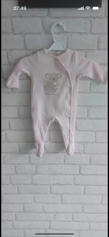 Pyjama C&A taille 1 mois