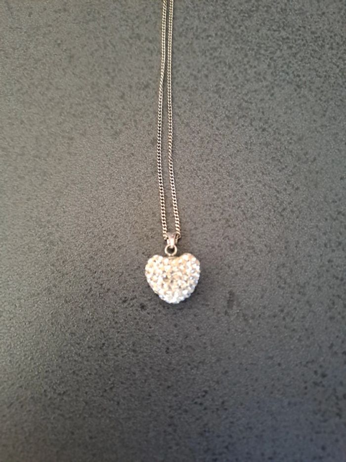 Collier avec pendentif cœur bombé blanc strass 1.3 cm - photo numéro 4