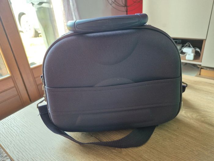 Vanitie Compagnie du bagage - photo numéro 4