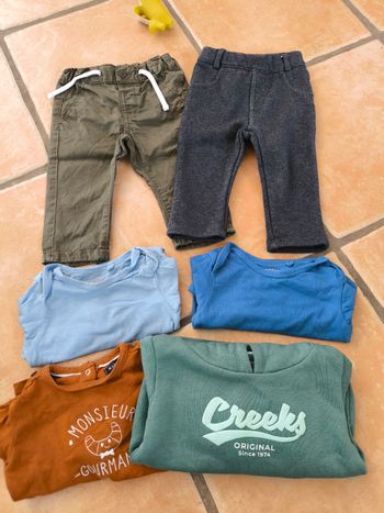 Lot vêtement toute marque 9mois 