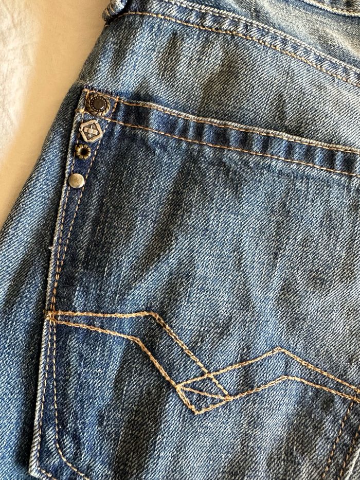 Jean bleu délavé et troué homme Replay - Taille 31x34. - photo numéro 9