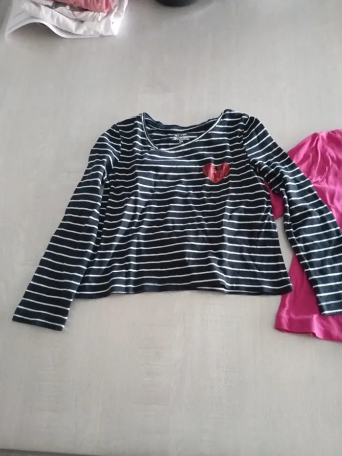 Lot 2 t-shirts manches longues 3 ans - photo numéro 2