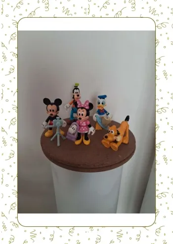 Magnifique Lot 5 Figurines Disney Mickey et ses amis- Clubhouse