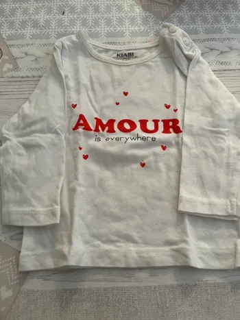 Tee shirt