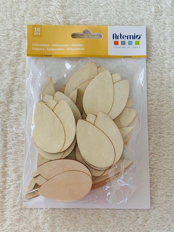 Assortiment de 16 fleurs tulipe de la collection Les Poulettes d'Artemio