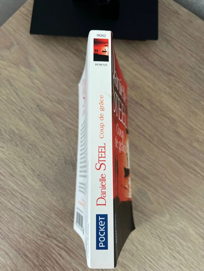 Livre coup de grâce - photo numéro 3
