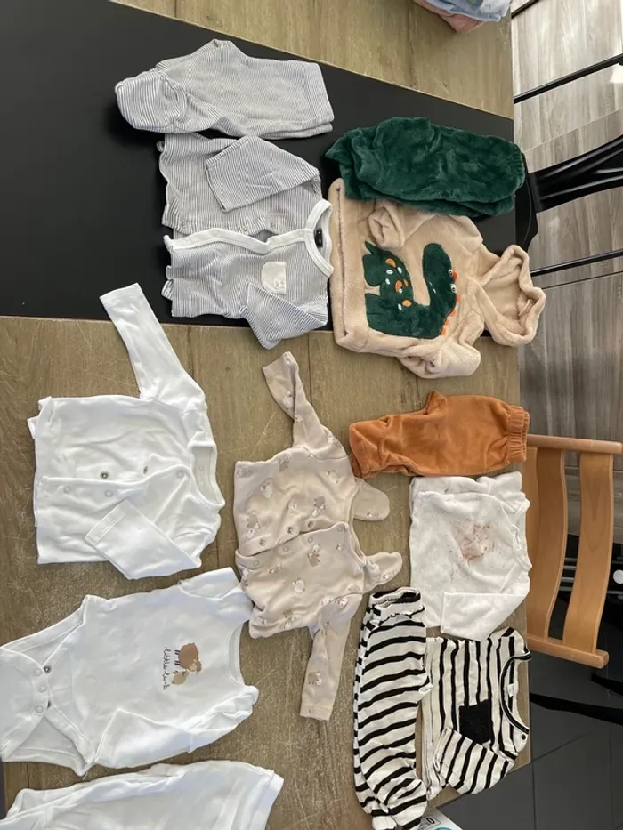 Lot de 5 ensembles bébé - 6 mois