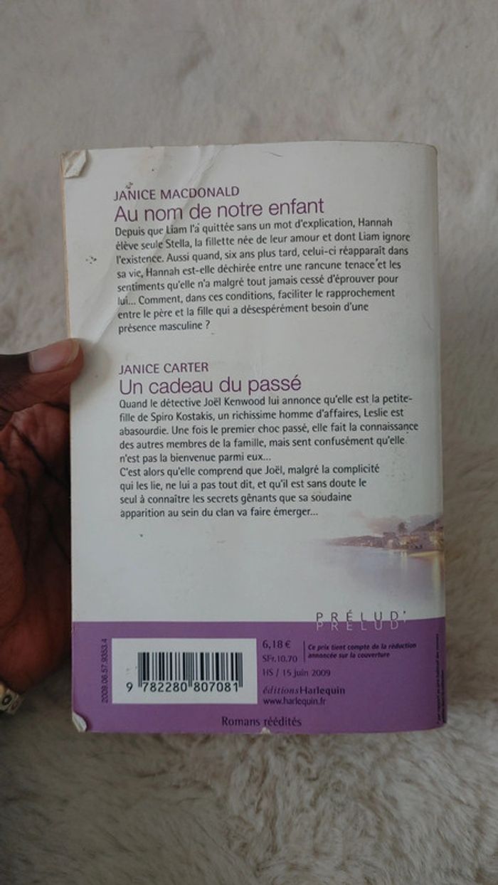 Harlequin prélud Janice McDonald's au nom de notre enfant Janice Carter un cadeau du passé - photo numéro 2