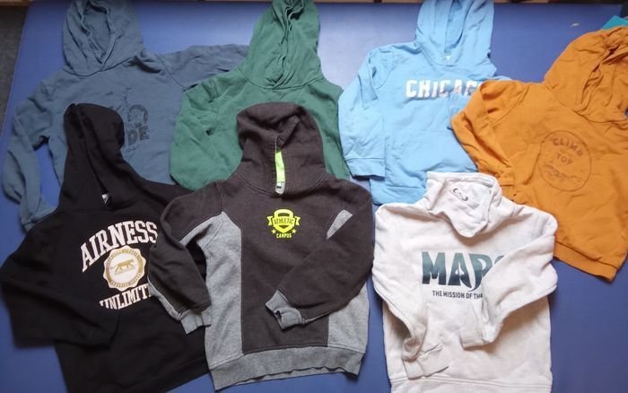 Lot de 7 pulls, sweats garçon, capuche, mi saison, Noir, blanc, moutarde, vert, Kiabi Verbaudet 8 ans - photo numéro 2
