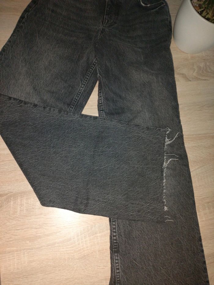 Jeans zara a jambes larges - photo numéro 2