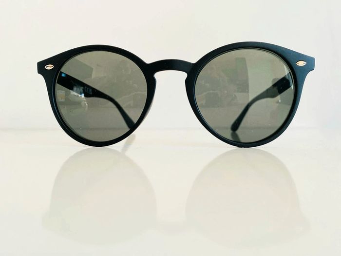 Lunette de soleil mixte Pantos noire mate UV protection catégorie 3 - photo numéro 3