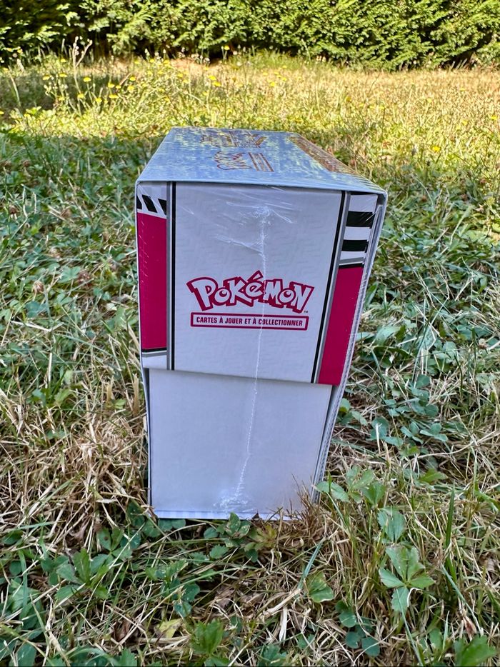 Pokémon etb ev10.5 flamme blanche - photo numéro 6