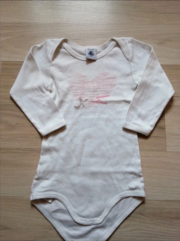 Lot 3 bodies 12 mois - photo numéro 2