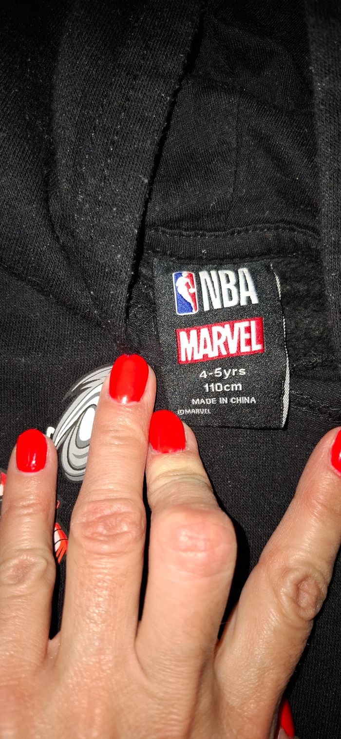 Ensemble officiel NBA et Marvel spider man taille 4-5 ans - photo numéro 4