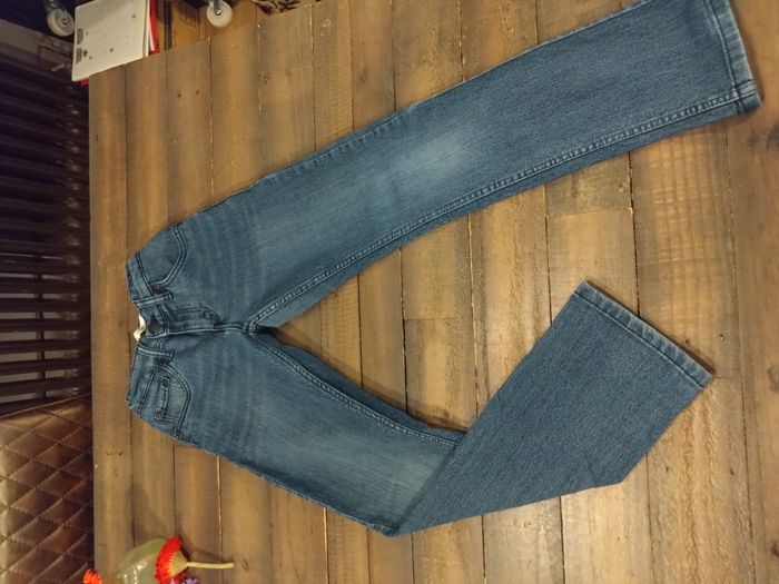 Jean Levi’s 511 Slim bleu – Enfant 9-10 ans – Très bon état