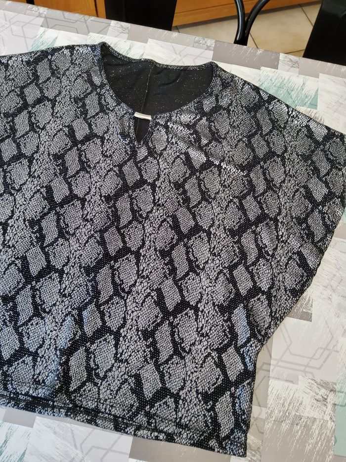 Top paillettes