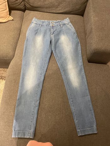 Jeans façon pantalon à pince
