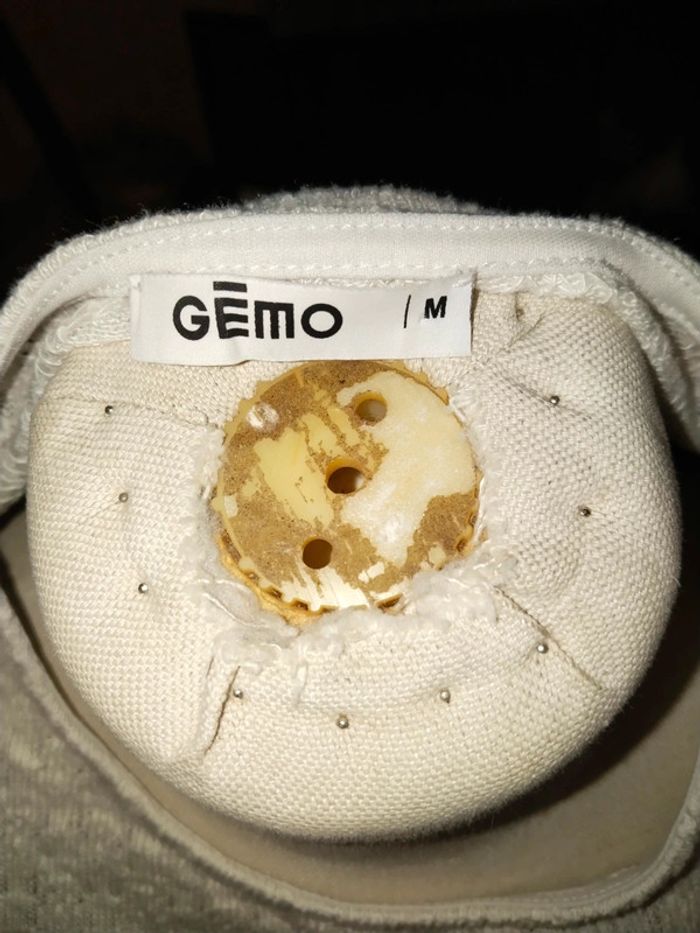 Pull a volants blanc - photo numéro 4