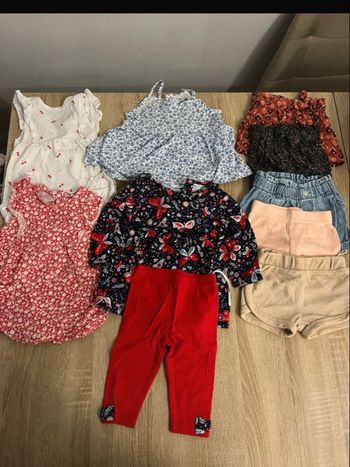 Lots de vêtements fille 6 mois 