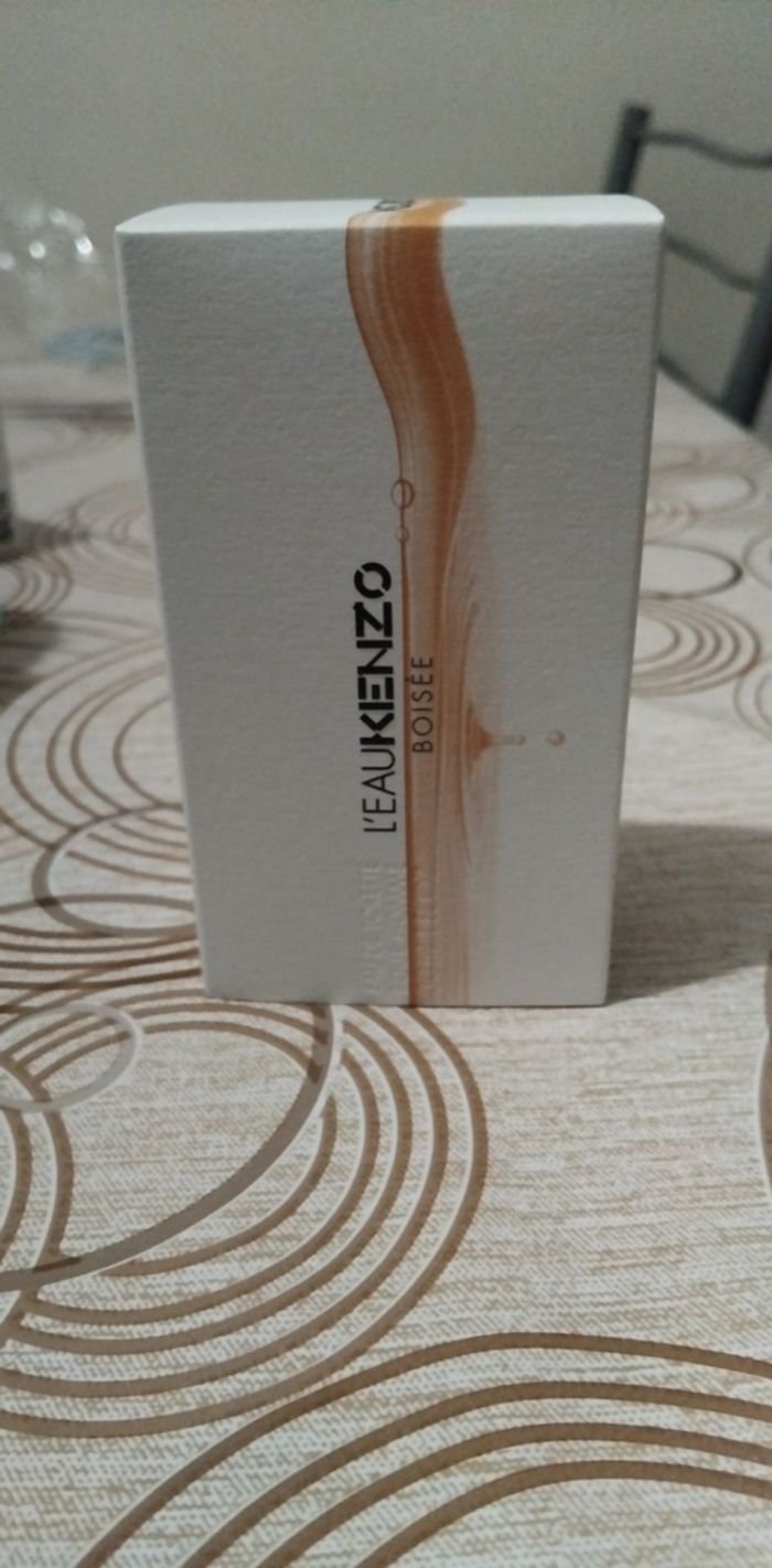 Parfume kenzo boisée