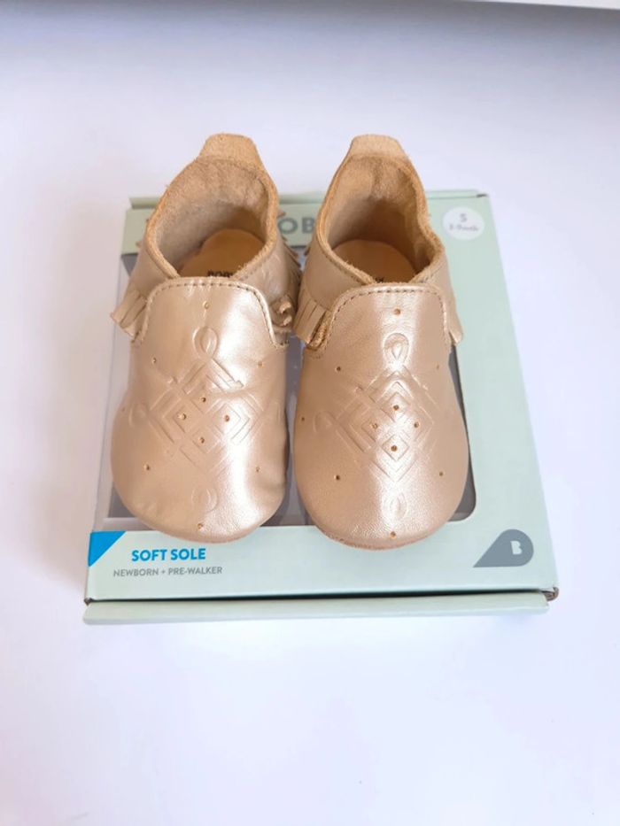Chaussons Bobux neuf dorés taille S 3-9 mois - photo numéro 2