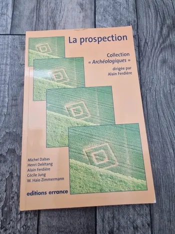 Livre prospection archéologique