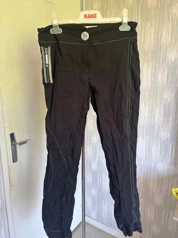 Pantalon original taille 40 marque la mode est à vous•