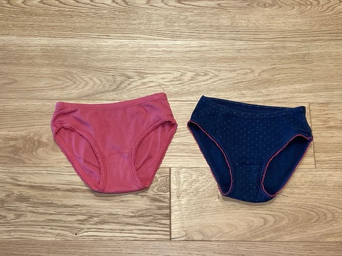 Lot de 2 culottes Absorba taille 4 ans