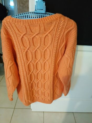 Pull corail orange fait main en laine Bergère de France  à torsades 38/40