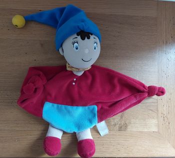 Doudou plat Oui Oui  - jemini