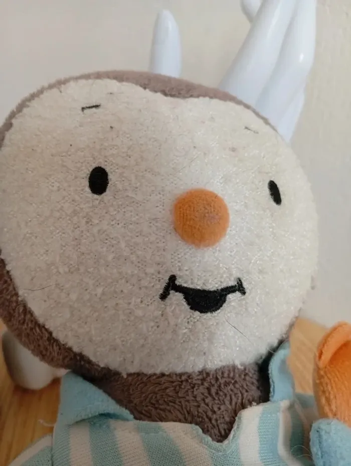 Peluche T'choupi avec doudou brille la nuit phosphorescente - photo numéro 3