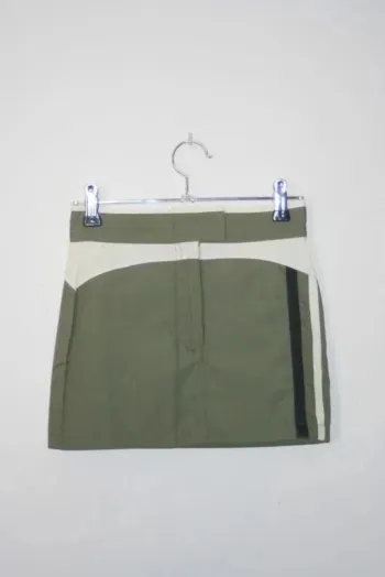 Jupe courte légère kaki 10 ans