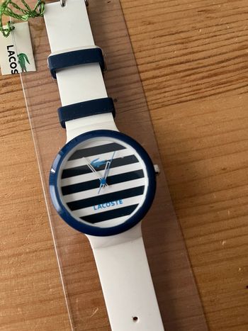 Montre Lacoste neuve