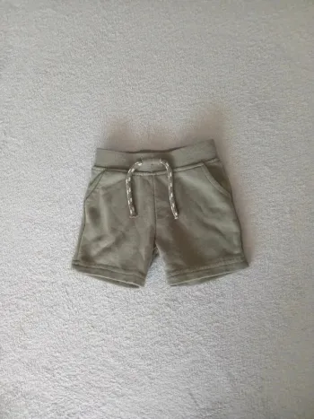Short 6-9 mois