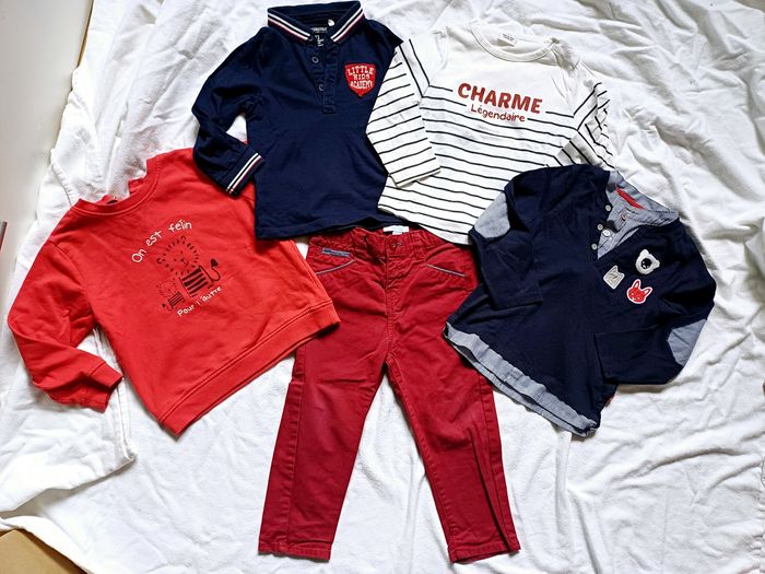Lot de vêtements 24 mois