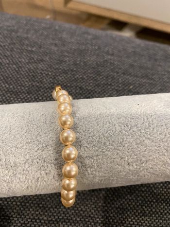 Bracelet en perles nacrées