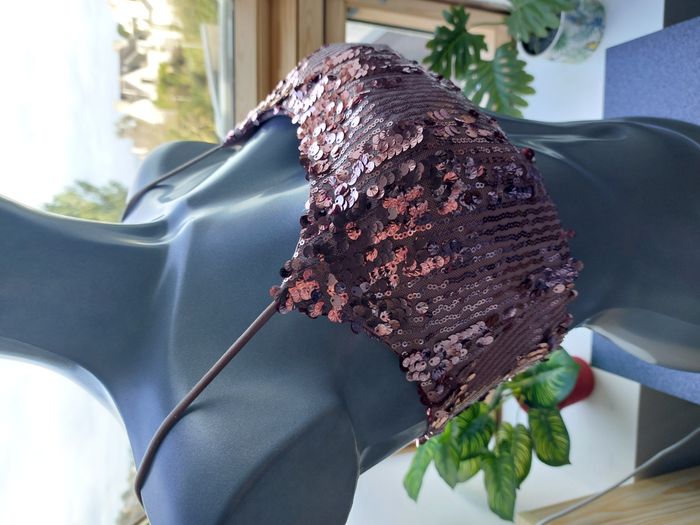 Top court à sequins coloris vieux rose / taille S Zuiki - photo numéro 5