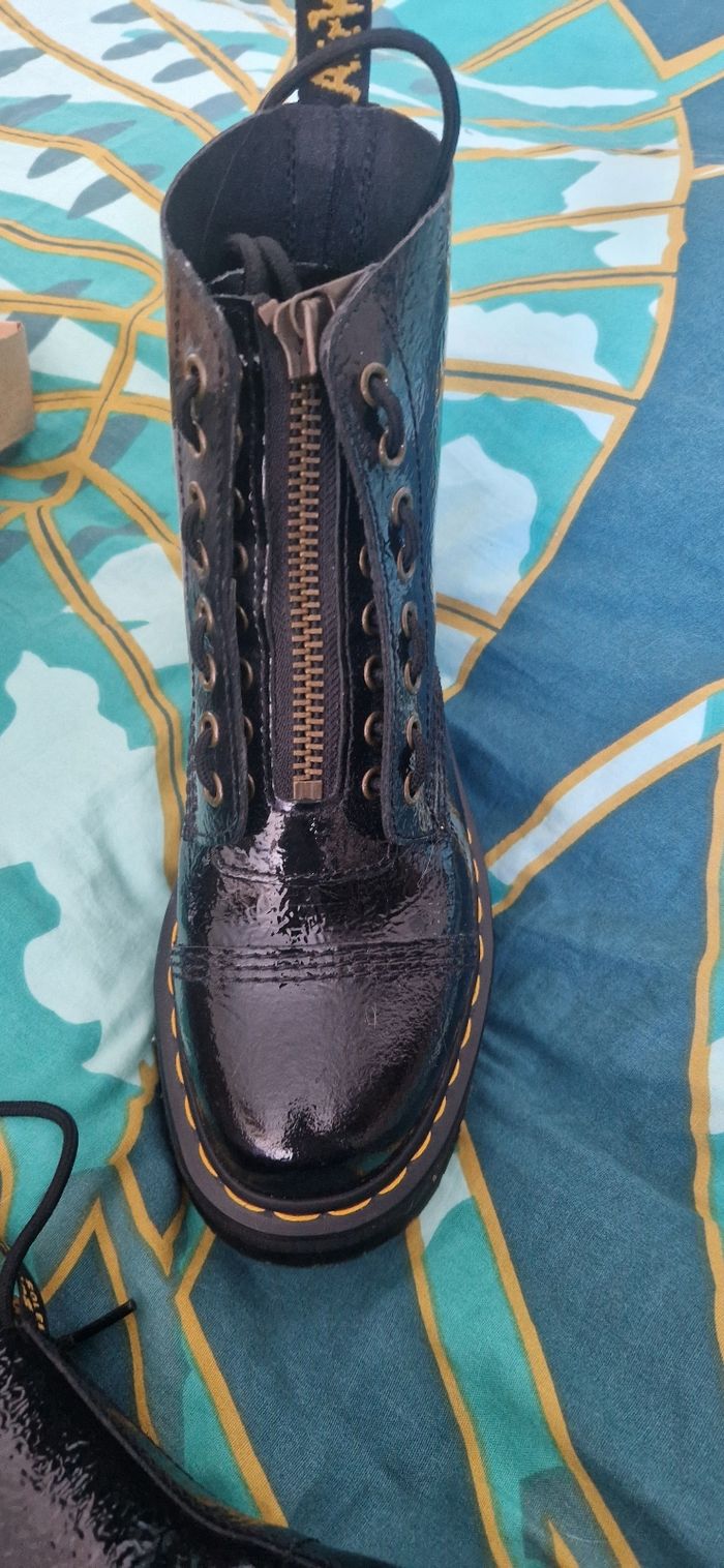 Dr Martens Boots platefome cuir vernis - photo numéro 3