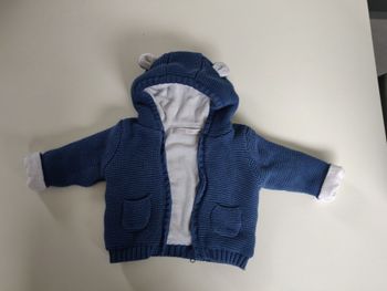 Gilet chaud taille 3 mois
