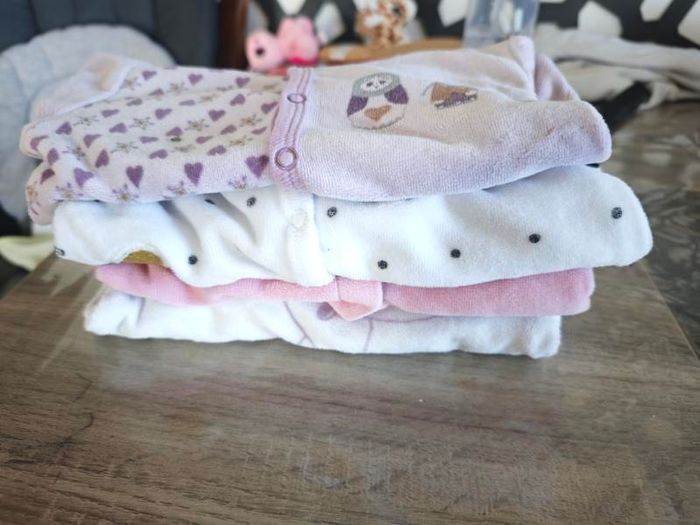 Lot vetements fille 1 moi - photo numéro 10